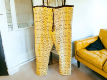 Load image into Gallery viewer, Handmade Vintage Mudcloth Pants Kargo Fresh
