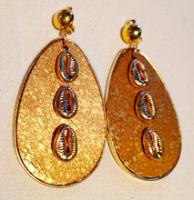 Load image into Gallery viewer, Handmade Wood and Cowrie Shell  Clip On Earrings Kargo Fresh
