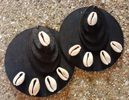 Handmade Wood and Cowrie Shell Earrings Kargo Fresh