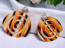 Load image into Gallery viewer, Handmade abstract acrylic spiral design earrings Kargo Fresh
