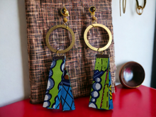 Load image into Gallery viewer, Handmade abstract tassel clip on earrings Kargo Fresh
