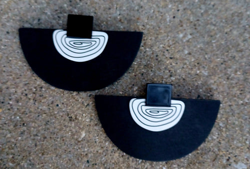 Handmade abstract wooden earrings Kargo Fresh