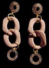 Load image into Gallery viewer, Handmade acrylic chain and rhinestone earrings Kargo Fresh
