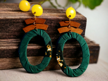 Load image into Gallery viewer, Handmade ankara fabric clip on hoops Kargo Fresh
