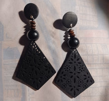 Load image into Gallery viewer, Handmade boho chic clip on earrings Kargo Fresh
