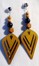 Load image into Gallery viewer, Handmade boho clip on earrings Kargo Fresh
