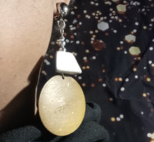 Load image into Gallery viewer, Handmade boho clip on earrings Kargo Fresh
