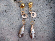 Load image into Gallery viewer, Handmade boho shell clip on earrings Kargo Fresh
