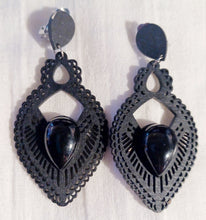 Load image into Gallery viewer, Handmade boho wood clip on earrings Kargo Fresh
