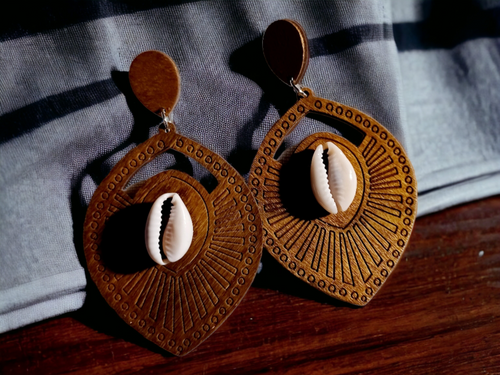 Handmade boho wood clip on earrings Kargo Fresh