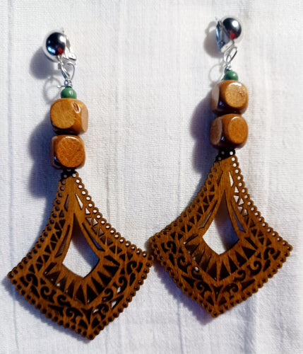 Handmade boho wood clip on earrings Kargo Fresh