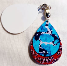 Load image into Gallery viewer, Handmade boho wooden earrings Kargo Fresh
