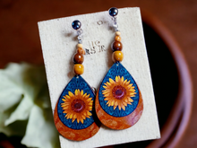 Load image into Gallery viewer, Handmade boho wooden earrings Kargo Fresh
