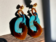 Load image into Gallery viewer, Handmade chunky acrylic clip on earrings Kargo Fresh
