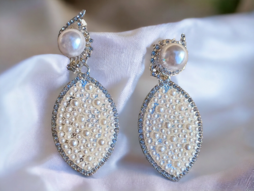 Handmade clip on faux pearl dangle earrings Kargo Fresh