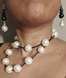 Handmade faux pearl necklaces and matching clip on earrings Kargo Fresh