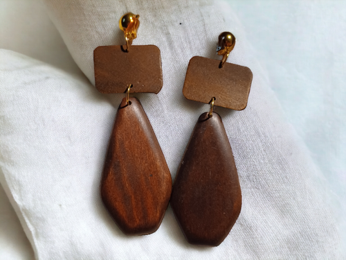 Handmade geometric wood clip on earrings Kargo Fresh