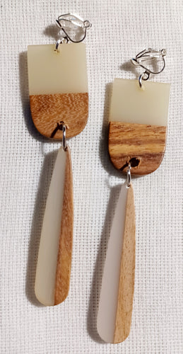 Handmade lucite and  Natural Wood Clip On Earrings Kargo Fresh
