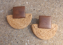 Load image into Gallery viewer, Handmade raffia clip on earrings Kargo Fresh
