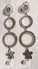 Load image into Gallery viewer, Handmade rhinestone dangle clip on earrings Kargo Fresh
