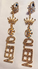 Load image into Gallery viewer, Handmade rhinestone queen clip on earrings Kargo Fresh
