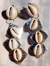 Load image into Gallery viewer, Handmade wood and cowrie clip on earrings Kargo Fresh
