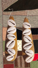 Load image into Gallery viewer, Handmade wood and cowrie shell earrings new Kargo Fresh
