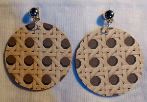 Handmade wood and faux rattan clip on earrings Kargo Fresh