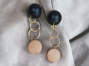 Handmade wood and hoop clip on earrings Kargo Fresh