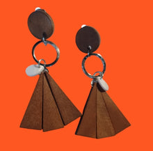 Load image into Gallery viewer, Handmade wooden boho clip on earrings Kargo Fresh
