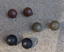 Load image into Gallery viewer, Handmade wooden clip on stud set of 3 Kargo Fresh
