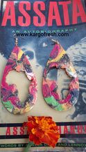 Load image into Gallery viewer, Handpainted Abstract Africa Wooden Earrings Kargo Fresh
