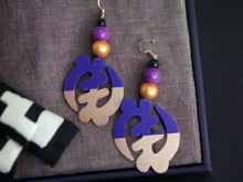 Load image into Gallery viewer, Handpainted Adinkra symbol Earrings Kargo Fresh
