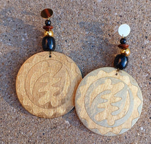 Load image into Gallery viewer, Handpainted Adinkra symbol Earrings Kargo Fresh
