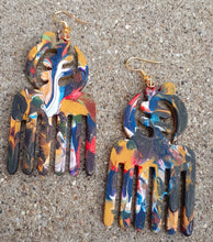 Load image into Gallery viewer, Handpainted Adinkra symbol Earrings Kargo Fresh
