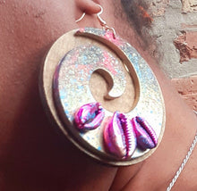 Load image into Gallery viewer, Handpainted Adinkra symbol Earrings Kargo Fresh
