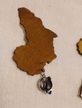 Load image into Gallery viewer, Handpainted Afrocentric Wooden AFRICA Clip On Earrings Kargo Fresh
