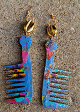 Load image into Gallery viewer, Handpainted Wooden Afro Comb Earrings Kargo Fresh
