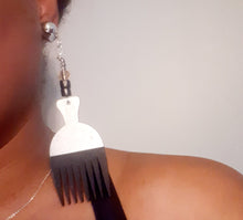 Load image into Gallery viewer, Handpainted Wooden Clip On Afro Pick Earrings Kargo Fresh
