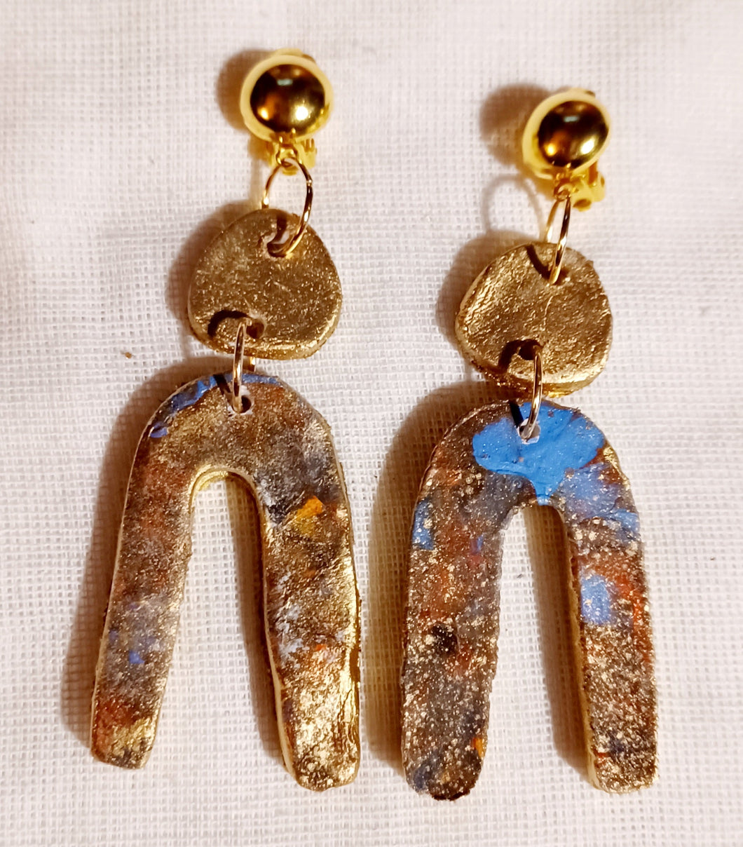 Handpainted clay clip on earrings Kargo Fresh