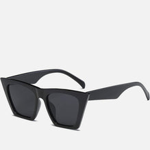 Load image into Gallery viewer, Ladies Modern Chic Cat Eye Shades Kargo Fresh
