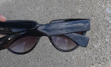 Load image into Gallery viewer, Ladies Oversized black Shades Kargo Fresh
