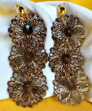 Load image into Gallery viewer, Large Artsy Abstract Metal Flower Clip On Earrings gold Kargo Fresh
