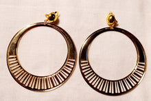 Load image into Gallery viewer, Large Clip On Hoop Earrings gold Kargo Fresh
