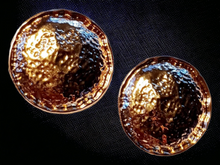 Load image into Gallery viewer, Large Clip on Cluster  Stud Earrings Kargo Fresh
