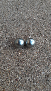 Large Faux Pearl Stud Earrings (Tahitian Pearl Color) Kargo Fresh