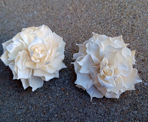 Large Gardenia Flower clip on earrings Kargo Fresh