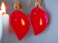 Load image into Gallery viewer, Large acrylic Leaf design Earrings Clip on Kargo Fresh
