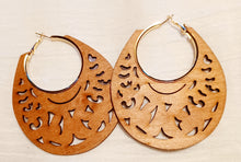 Load image into Gallery viewer, Large and Chunky Wooden Hoop Earrings Kargo Fresh
