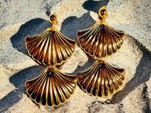 Load image into Gallery viewer, Large art deco sea shell design clip on earrings Kargo Fresh
